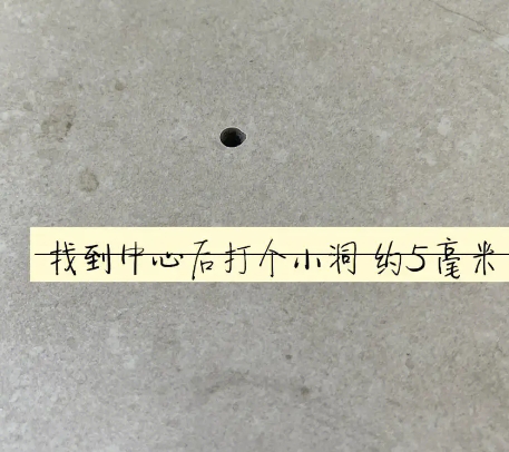 宁夏瓷砖空鼓维修公司专业解答在瓷砖铺贴过程中，如果砂料搅拌不均匀，将会带来以下问题